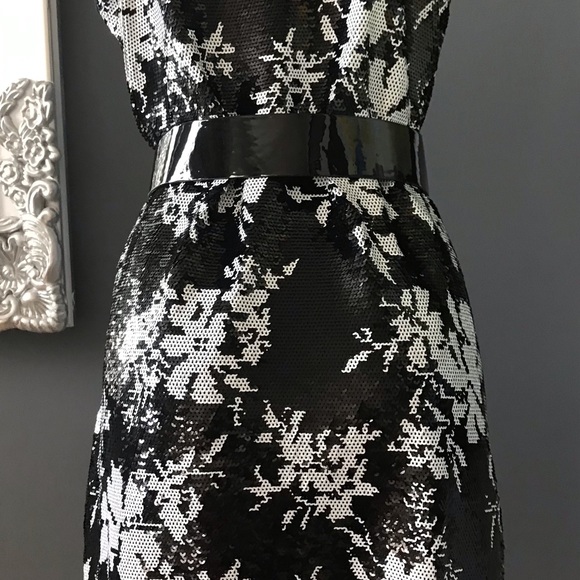 Gorgeous BNWT MICHEAL KORS  sequin dress size Large - Picture 3 of 15